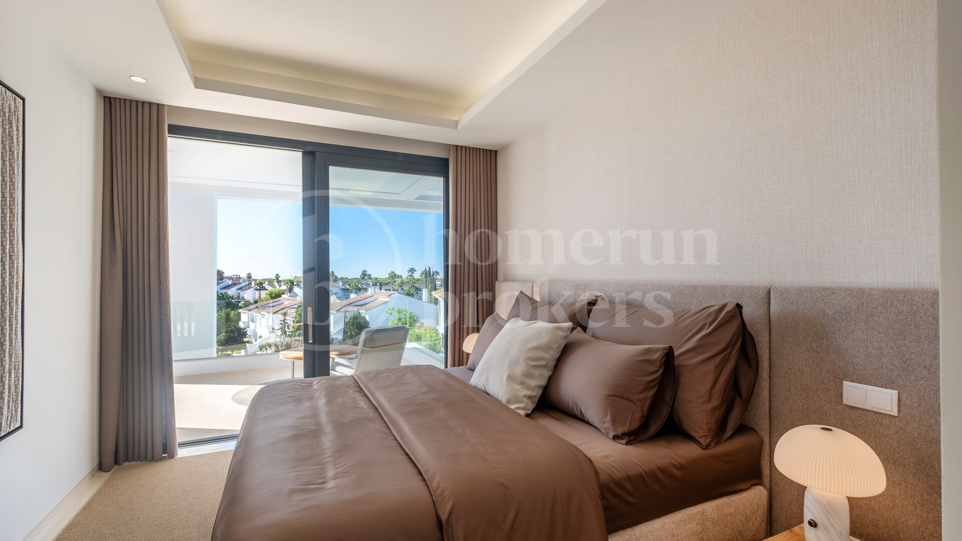Casa Pedro, Lyxvilla till Salu i El Paraíso, Estepona