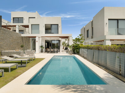 Villa Solmar - Semi-Detached Villa with Sea and Golf Views in Cabopino