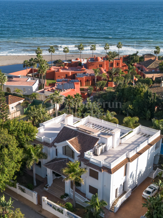 Villa Murcia – Elegant lyxvilla vid havet i Casasola, Guadalmina Baja