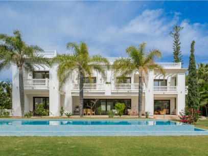 Villa Murcia - Elegant Luxury Villa by the Sea in Casasola, Guadalmina Baja