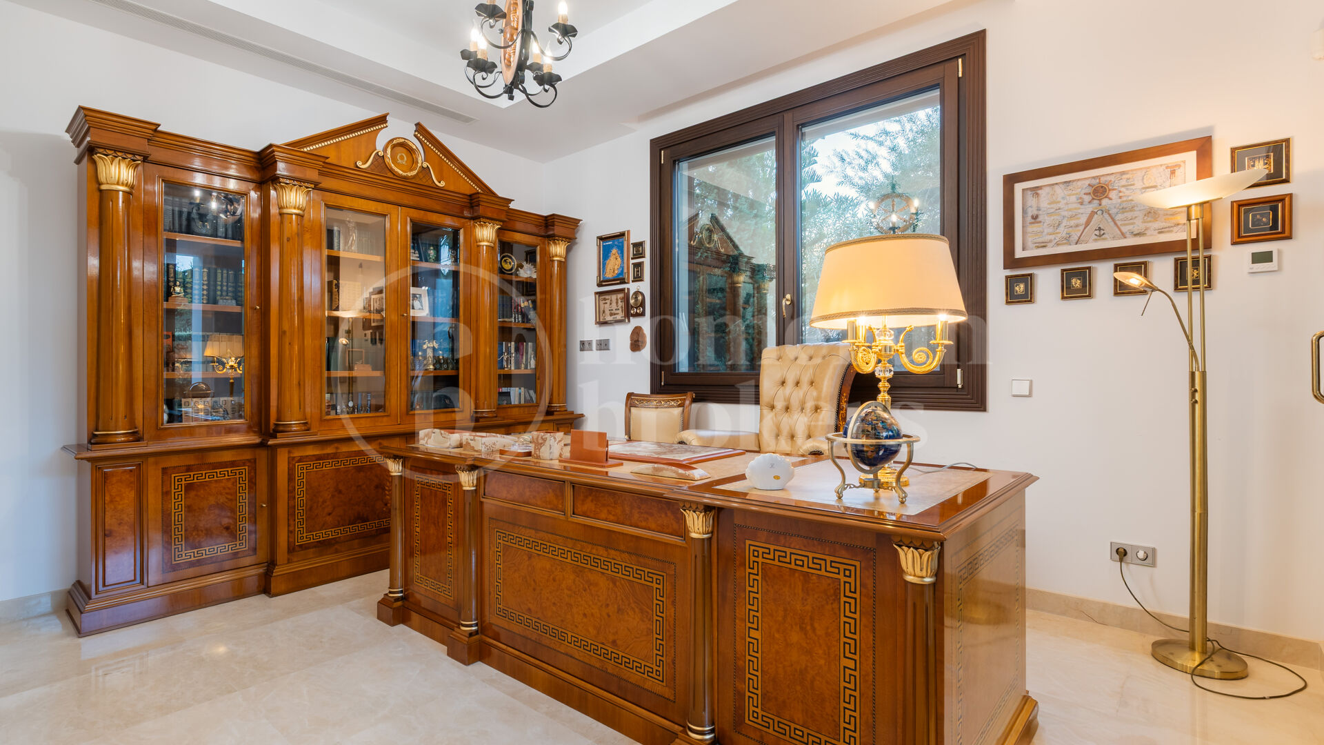 Villa Murcia - Elegant Luxury Villa by the Sea in Casasola, Guadalmina Baja