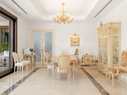 Villa Murcia - Elegant Luxury Villa by the Sea in Casasola, Guadalmina Baja
