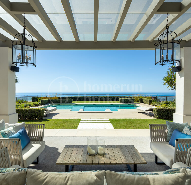 Villa Aguila – Luxury Villa for Sale in La Quinta