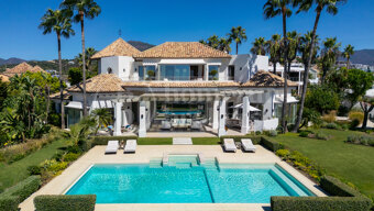 Villa Aguila – Lyxvilla till salu i La Quinta