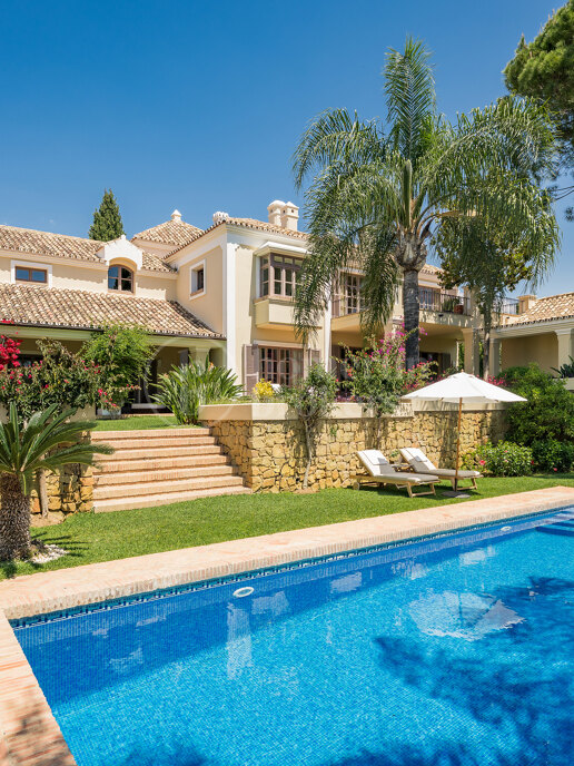 Villa Goya – Grand Mediterranean Estate with Panoramic Sea Views in El Madroñal