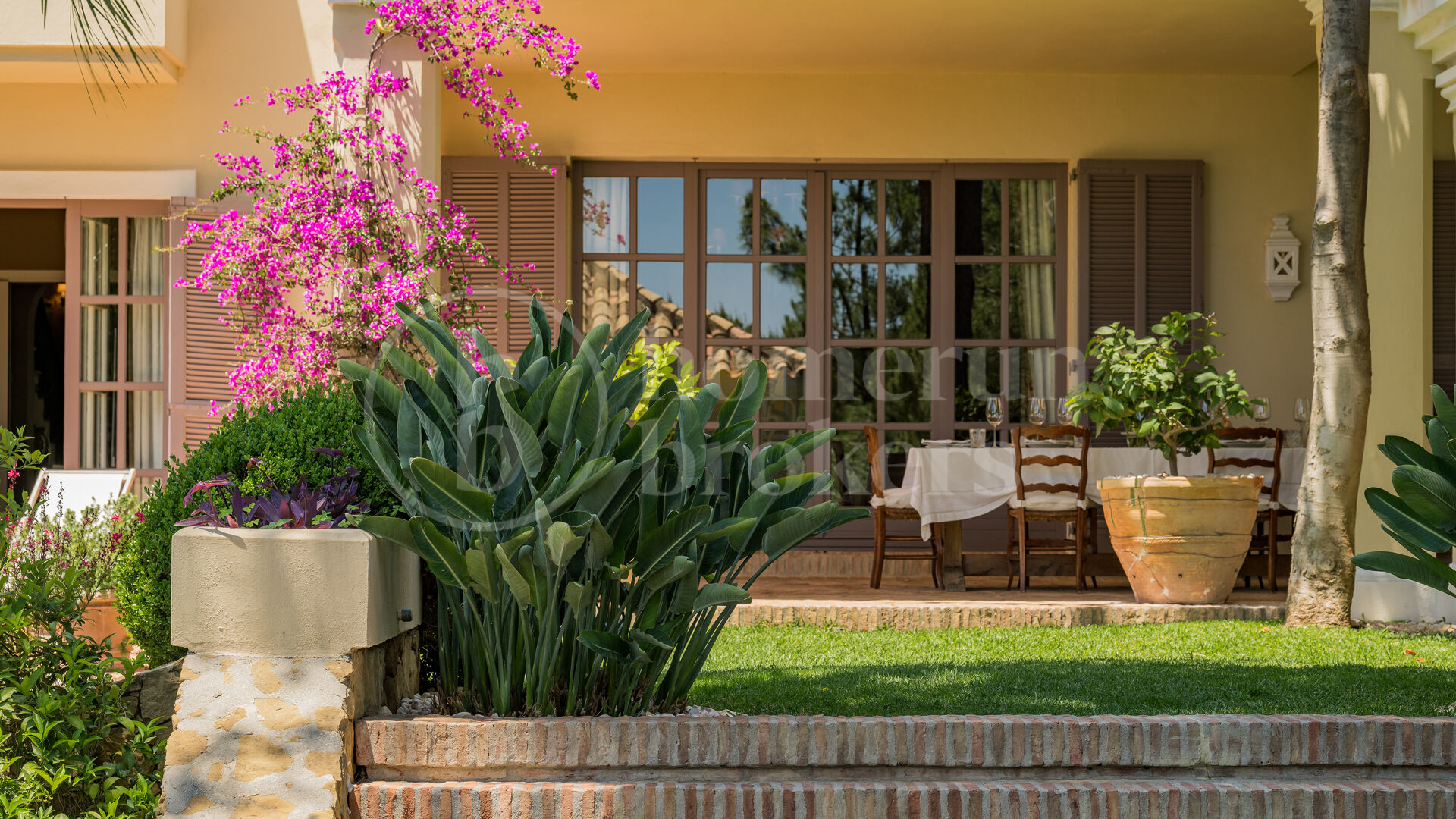 Villa Goya – Grand Mediterranean Estate with Panoramic Sea Views in El Madroñal