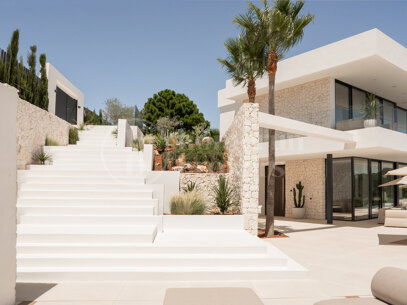 Villa Horizonte - with Panoramic Views in Monte Mayor, Benahavís
