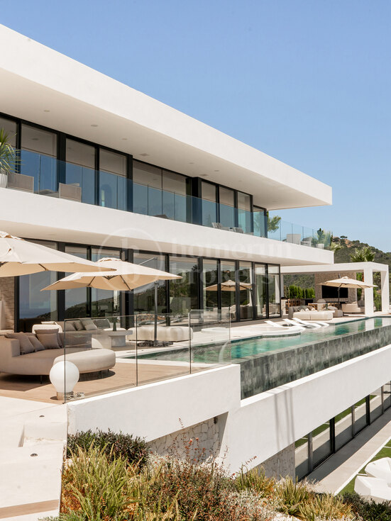 Villa Horizonte - with Panoramic Views in Monte Mayor, Benahavís