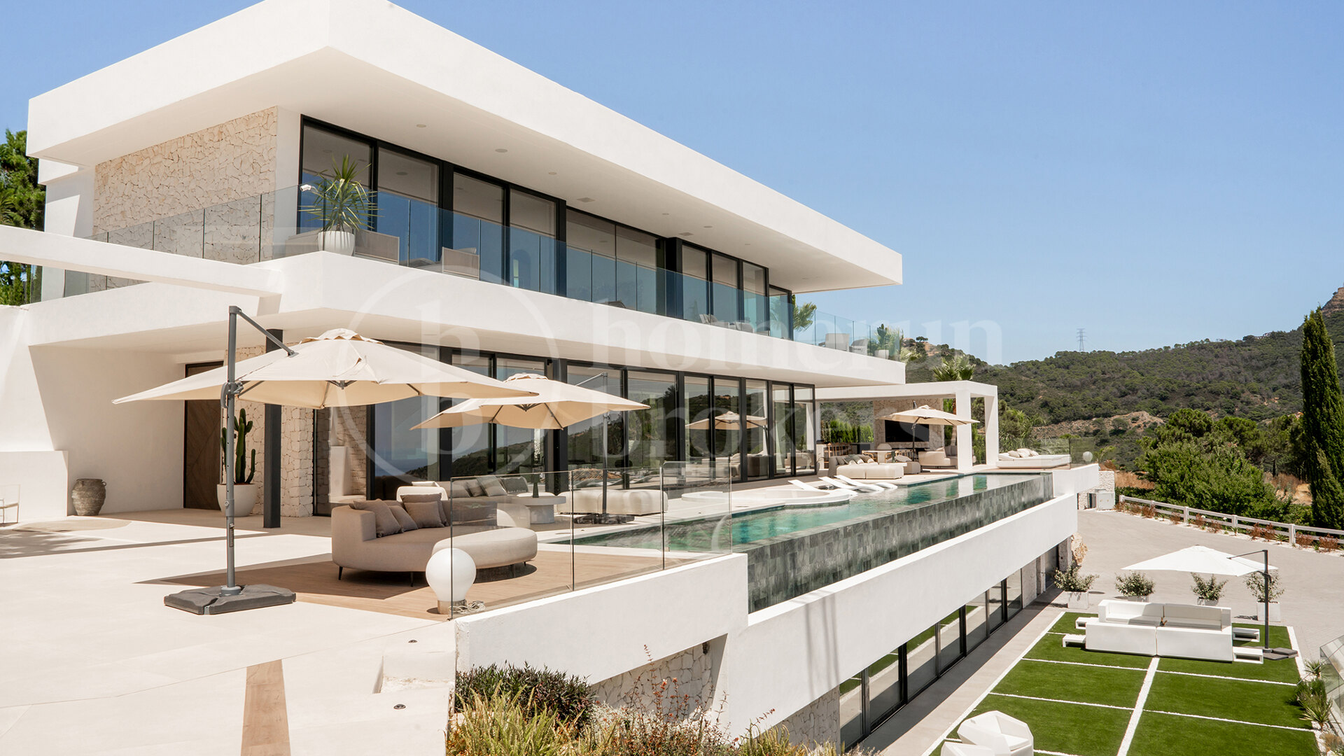 Villa Horizonte - with Panoramic Views in Monte Mayor, Benahavís
