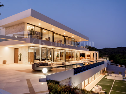 Villa Horizonte - with Panoramic Views in Monte Mayor, Benahavís