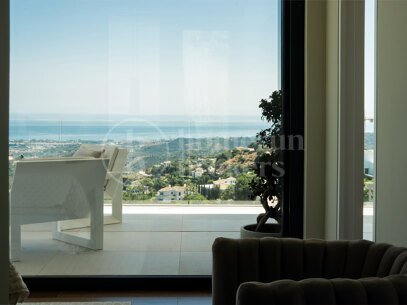 Villa Horizonte - with Panoramic Views in Monte Mayor, Benahavís
