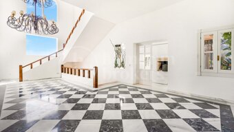Villa Madroñal 135- – Elegant Corner Villa with Spectacular Views in El Madroñal, Benahavís