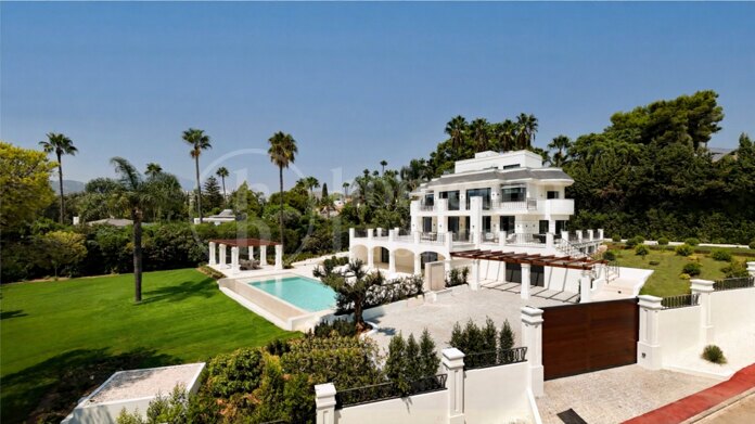Villa Milan - Samtida lyxvilla intill Las Brisas Golf