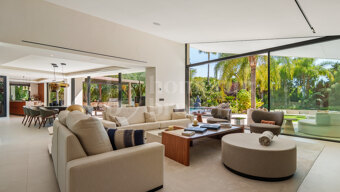 Villa Las Chapas – Modern villa i Las Chapas
