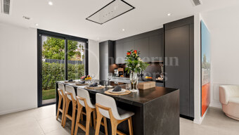 Villa Belle – Contemporary Elegance with Golf Views in El Paraiso, Estepona
