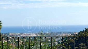 Villa Las Palmeras – Classic Elegant El Madroñal, Benahavis