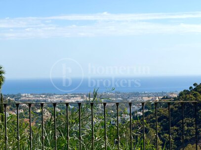 Villa Las Palmeras – Classic Elegant El Madroñal, Benahavis