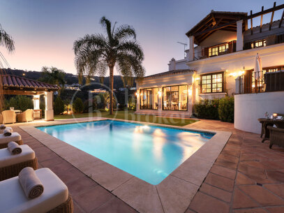 Villa Las Palmeras – Classic Elegant El Madroñal, Benahavis