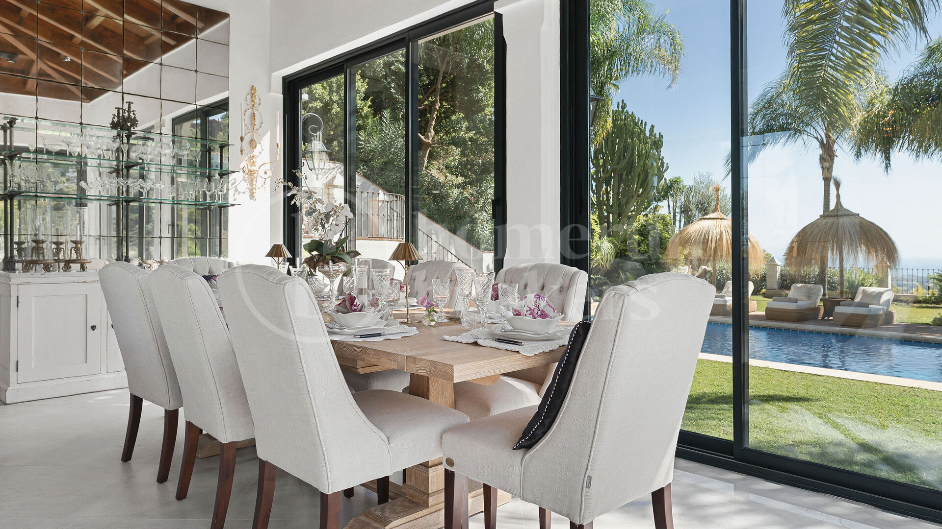 Villa Las Palmeras – Klassisk och Elegant i El Madroñal, Benahavís