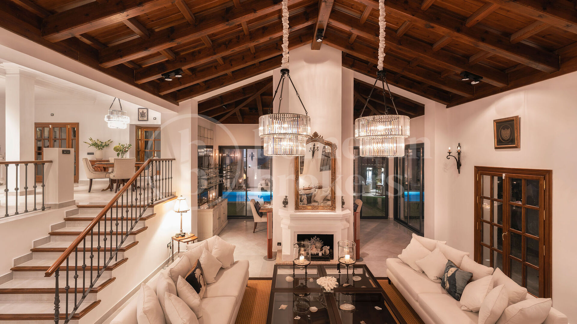 Villa Las Palmeras – Klassisk och Elegant i El Madroñal, Benahavís