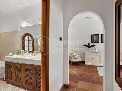 Villa Las Palmeras – Classic Elegant El Madroñal, Benahavis