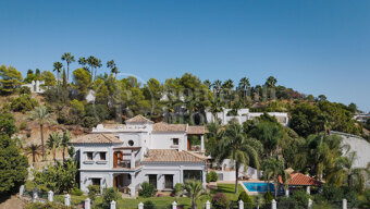 Villa Las Palmeras – Klassisk och Elegant i El Madroñal, Benahavís