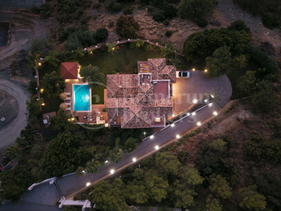 Villa Las Palmeras – Classic Elegant El Madroñal, Benahavis