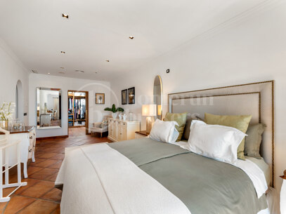 Villa Las Palmeras – Classic Elegant El Madroñal, Benahavis