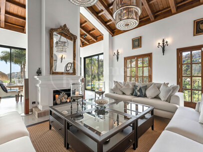 Villa Las Palmeras – Classic Elegant El Madroñal, Benahavis
