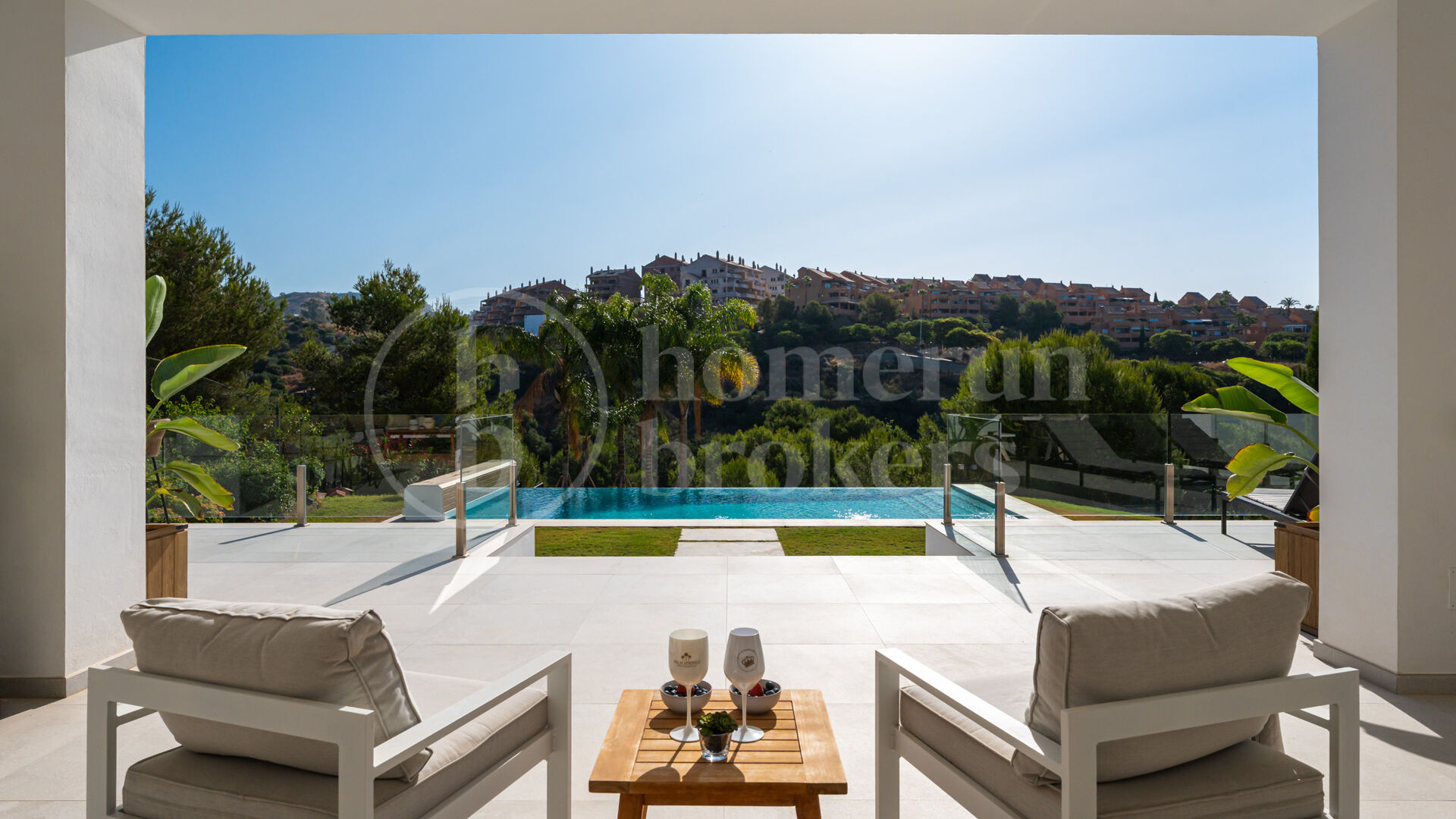 Villa Andrea - Frontline Golf Contemporary Villa in Santa Maria Golf, Elviria