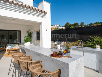 Villa Andrea - Frontline Golf Contemporary Villa in Santa Maria Golf, Elviria