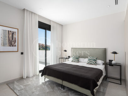 Villa Andrea - Frontline Golf Contemporary Villa in Santa Maria Golf, Elviria