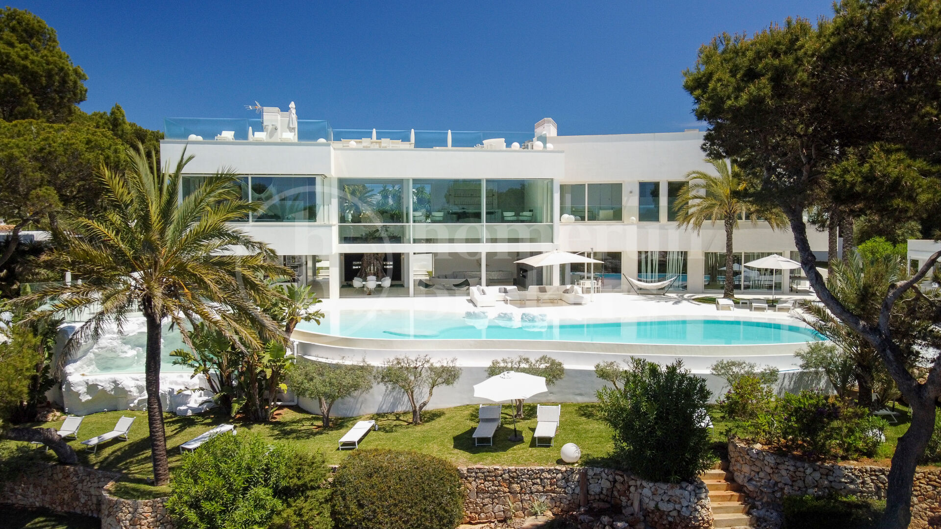 Casa Roel – Pure Luxury on the Coast of Mallorca