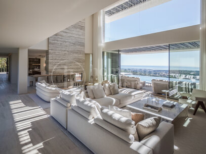 Villa Panoramah - Fantastiska Havsutsikter Till Salu i La Reserva, Sotogrande
