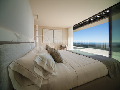 Villa Panoramah - Fantastiska Havsutsikter Till Salu i La Reserva, Sotogrande