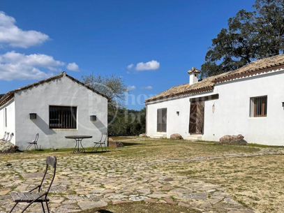 Finca Castellar – Med privat strand- och sjöaccess nära Castellar de la Frontera