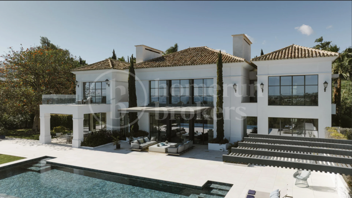 Villa Jasmine – Elegant 6-Bedroom Villa with Panoramic Sea Views in Los Flamingos