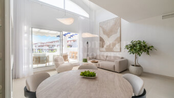 Penthouse Arena - Renovated Beachside Duplex Penthouse in San Pedro de Alcántara
