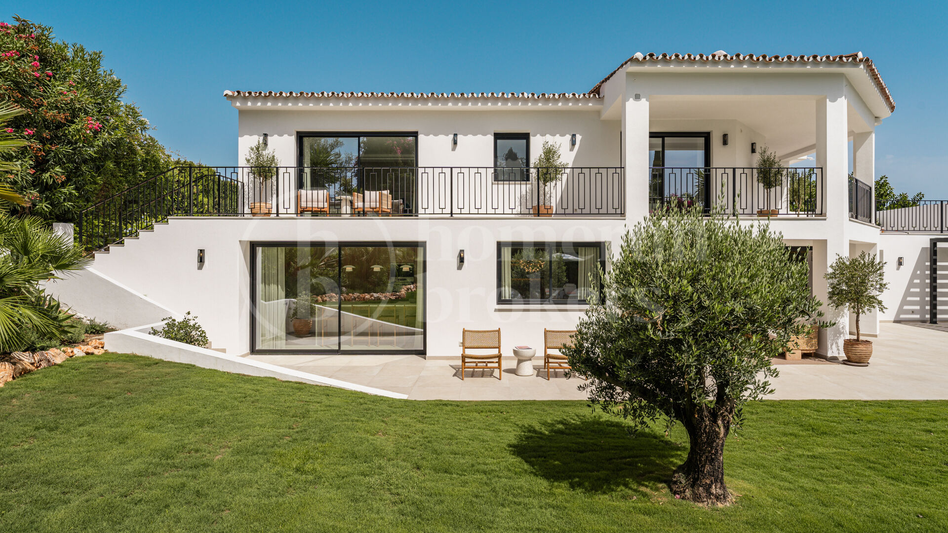 Villa Zéphire - Lyxig renoverad villa med havsutsikt i Marbella Golden Mile