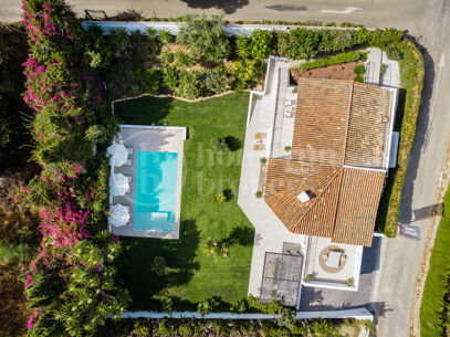Villa Zéphire - Lyxig renoverad villa med havsutsikt i Marbella Golden Mile