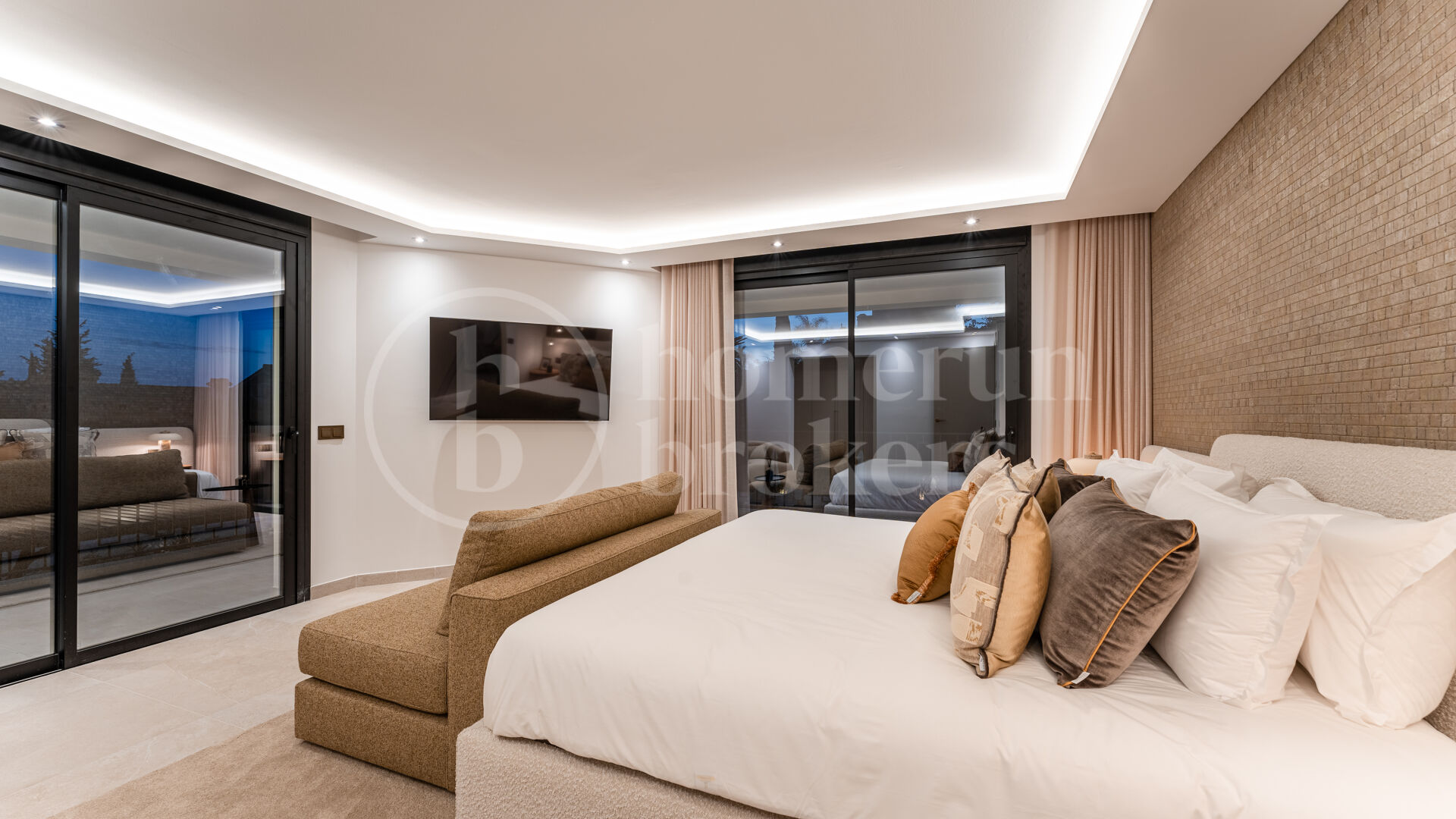 Villa Zéphire - Lyxig renoverad villa med havsutsikt i Marbella Golden Mile