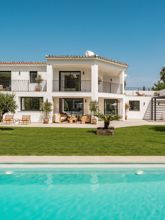 Villa Zéphire - Luxury Renovated Villa with Sea Views in Marbella Golden Mile