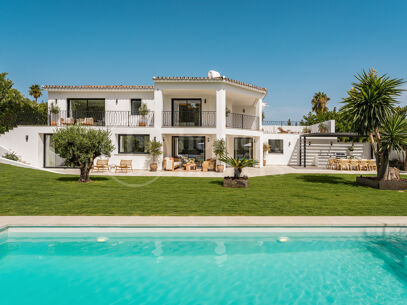 Villa Zéphire - Lyxig renoverad villa med havsutsikt i Marbella Golden Mile