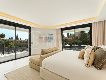 Villa Zéphire - Lyxig renoverad villa med havsutsikt i Marbella Golden Mile