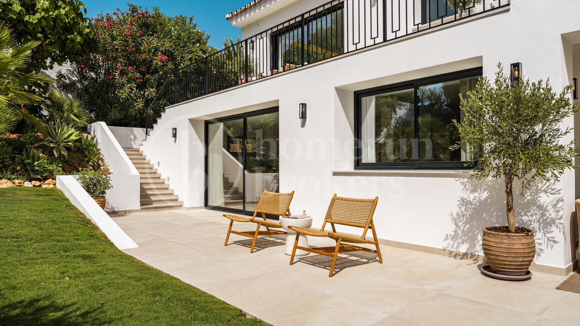 Villa Zéphire - Lyxig renoverad villa med havsutsikt i Marbella Golden Mile