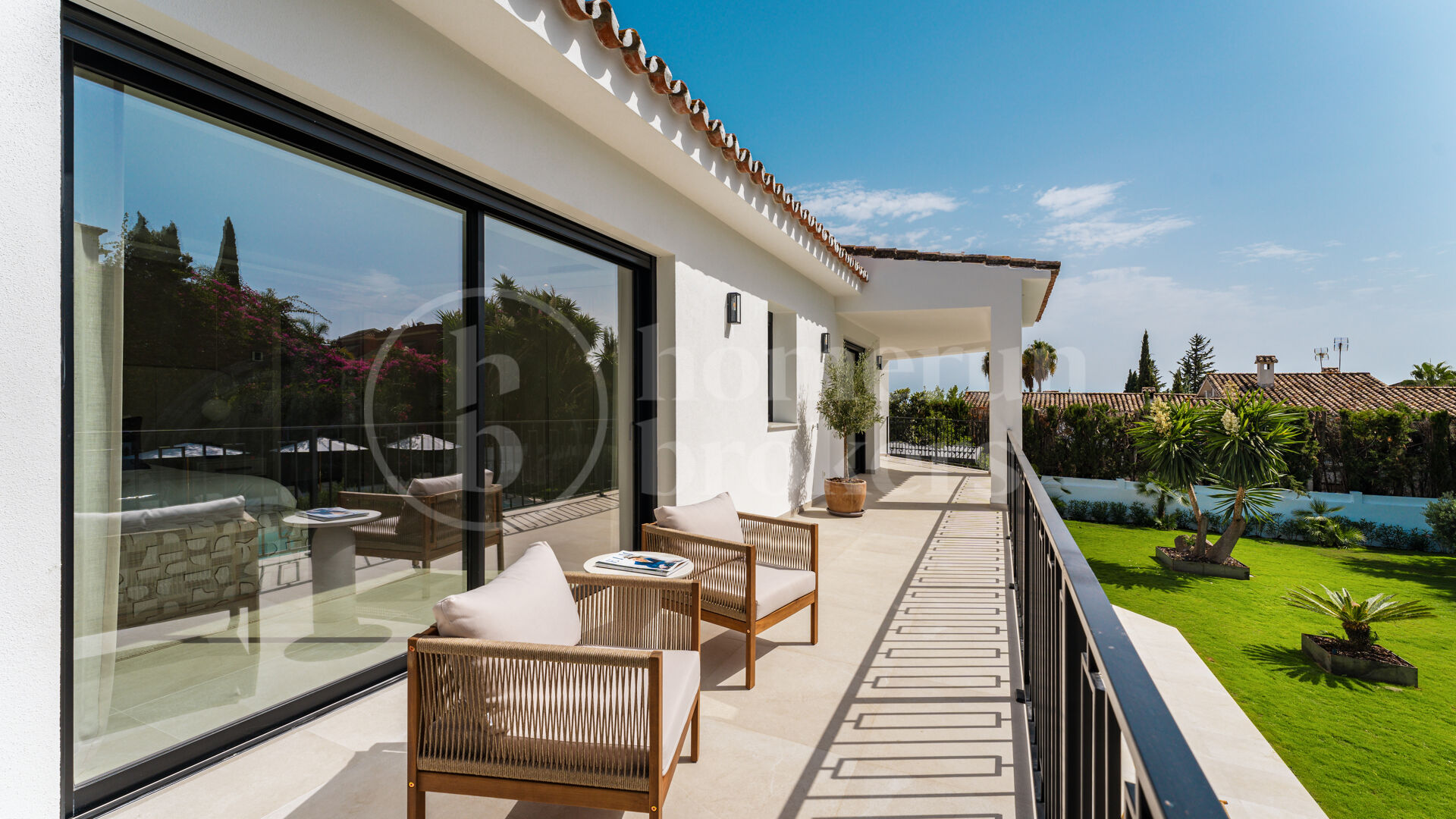 Villa Zéphire - Lyxig renoverad villa med havsutsikt i Marbella Golden Mile