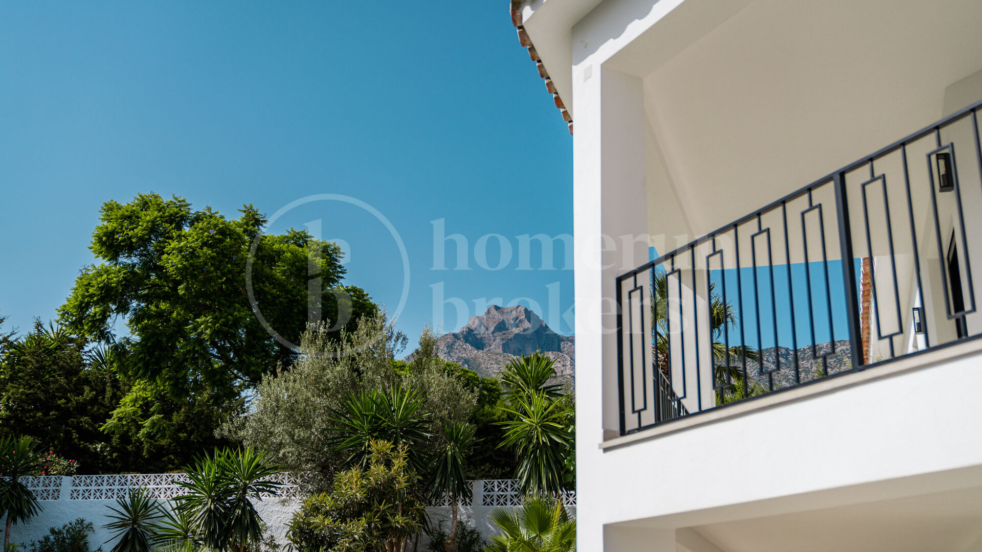 Villa Zéphire - Lyxig renoverad villa med havsutsikt i Marbella Golden Mile