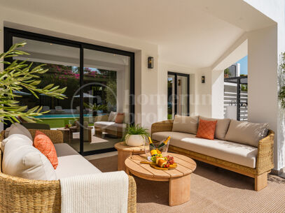 Villa Zéphire - Lyxig renoverad villa med havsutsikt i Marbella Golden Mile
