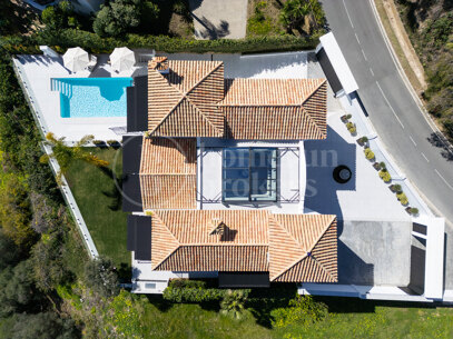 Villa Almira – Lyxvilla med Panoramautsikt över Havet till Salu i Monte Halcones