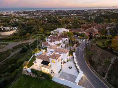 Villa Almira – Lyxvilla med Panoramautsikt över Havet till Salu i Monte Halcones
